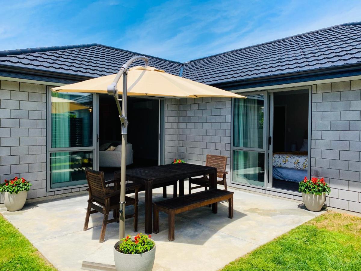 Villa Stunning Modern Retreat Hastings Exterior foto